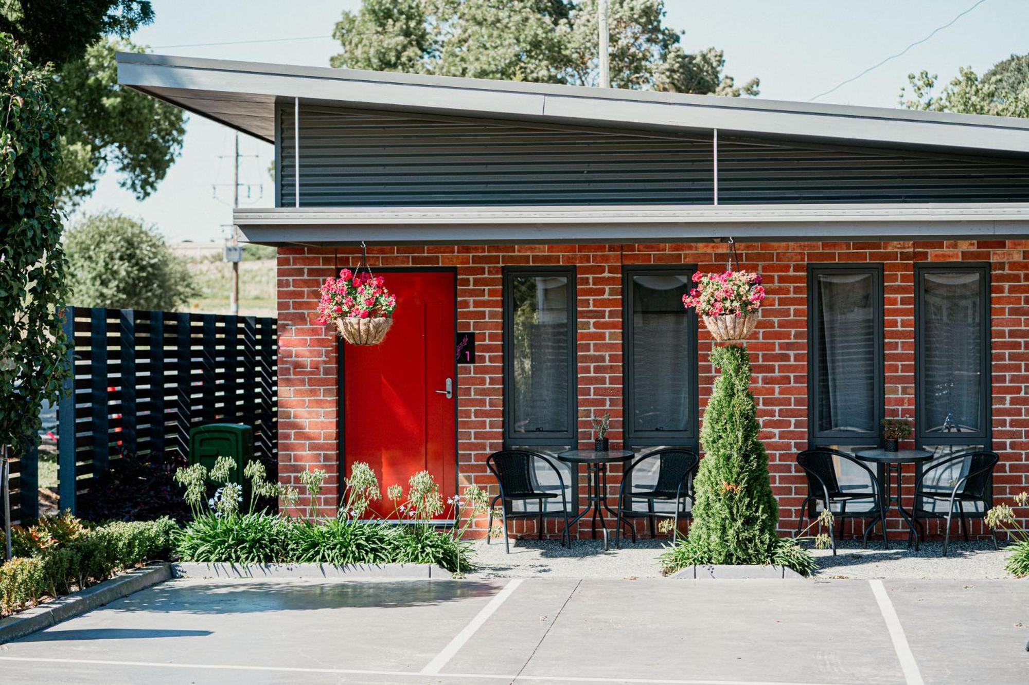 Daylesford Art Motel Luaran gambar The exterior of the motel